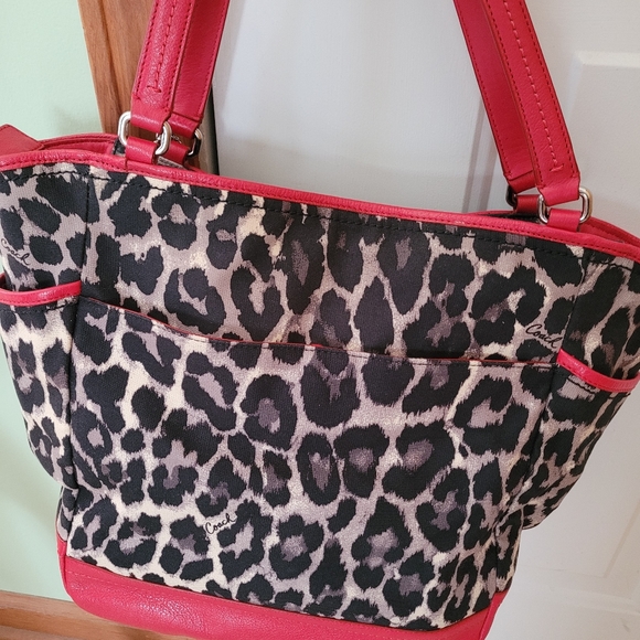 Coach Vintage Leopard Print Fabric with Red Geuine Leather. No E1320-F25178 - Picture 2 of 8